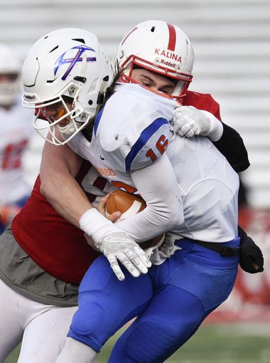 636151710946875571-sju-v-uw-platteville-fb-09