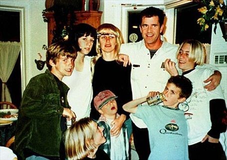 robyn-moore-mel-gibson-family-photo