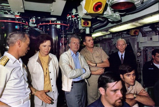 1280px-Rosalynn_Carter,_Jimmy_Carter_and_Admiral_Hyman_Rickover_aboard_the_submarine_USS_Los_Angeles._-_NARA_-_174924