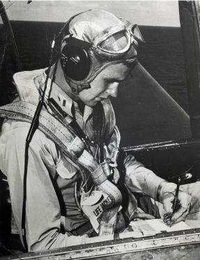 George_H.W._Bush_seated_in_a_Grumman_TBM_Avenger,_circa_1944_(H069-13)
