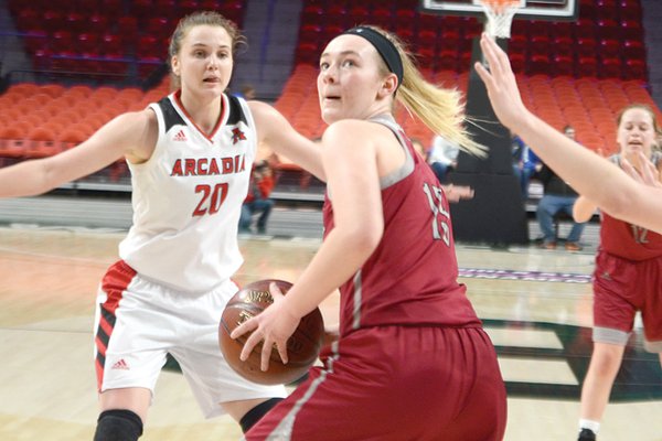 12A_Martin.max-900x400